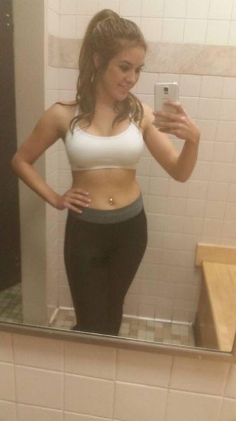 You're Going To Want To Hit The Gym After Seeing These Girls In Sports Bras (38 pics)