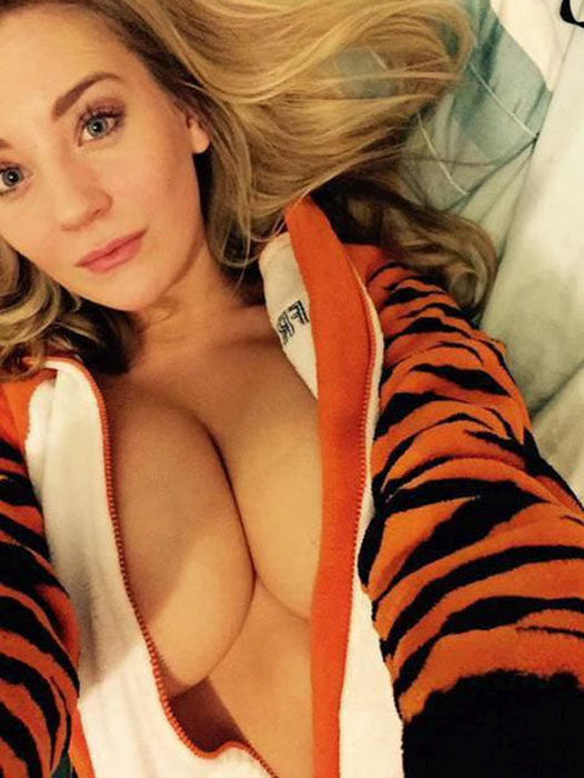 There's Just No Such Thing As Too Much Cleavage (51 pics)