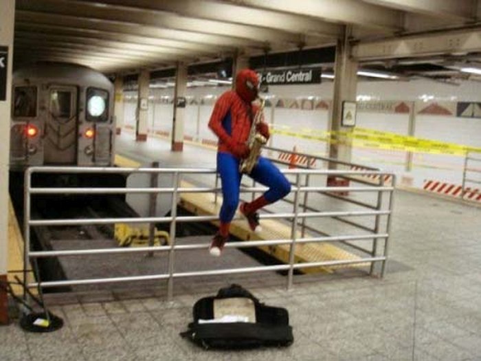 Costumed Characters Hanging Out In Public Doing Everyday Things (19 pics)
