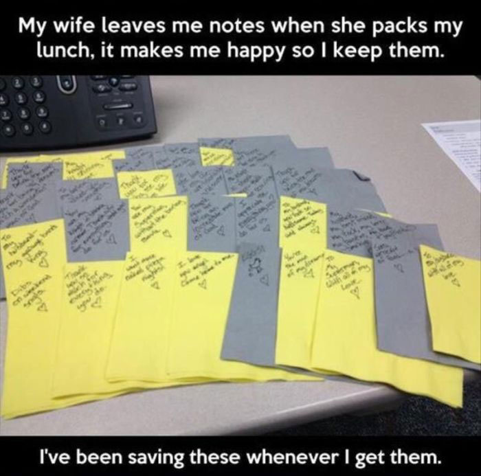 This Man Gets The Sweetest Lunch Box Notes From His Wife (4 pics)
