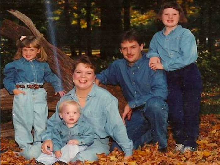 These Family Photos Are A Denim Overload (30 pics)