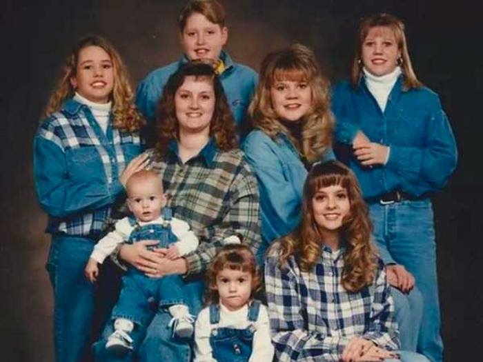 These Family Photos Are A Denim Overload (30 pics)