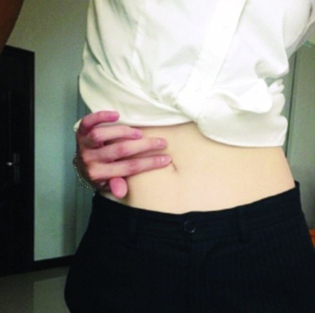 Are You In Good Enough Shape To Pass The Belly Button Challenge? (10 pics)