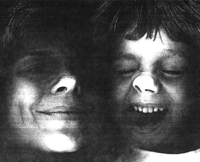 Mother And Son Recreate A 20 Year Copy Machine Photo (2 pics)
