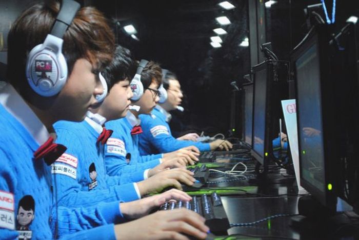 The Korean Gaming Industry Is Serious Business (8 pics)