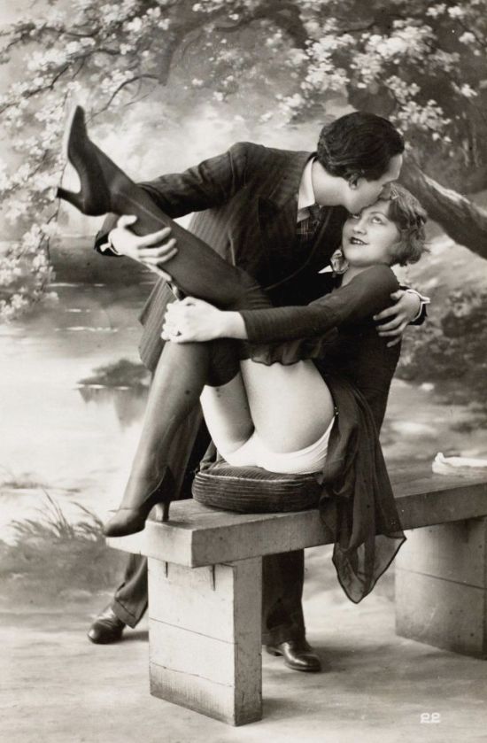 These Racy French Postcards Were Once Illegal In America (11 pics)