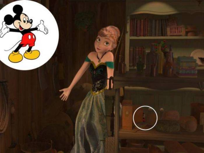 You Probably Didn't Notice All These Secrets Hidden In Disney's Frozen (14 pics)