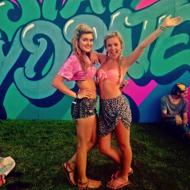 The Hottest Babes From Bonnaroo 2015 (39 pics)