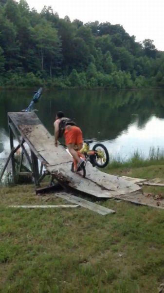 Acid Picdump (101 pics)