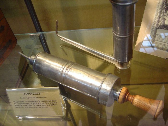 Bizarre Medical Devices That Were Used During Medieval Times (9 pics)