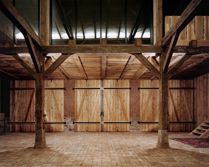 Old Barn In Germany Gets Converted Into A Beautiful House (16 pics)
