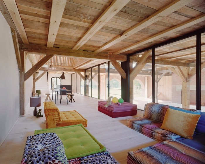 Old Barn In Germany Gets Converted Into A Beautiful House (16 pics)