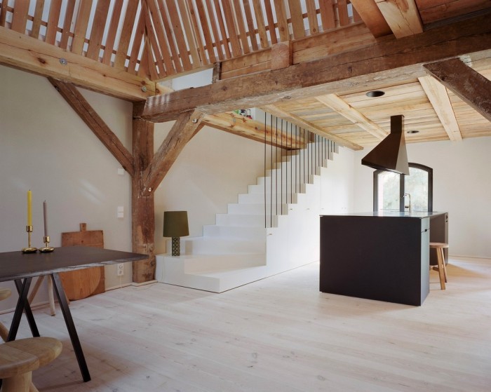 Old Barn In Germany Gets Converted Into A Beautiful House (16 pics)