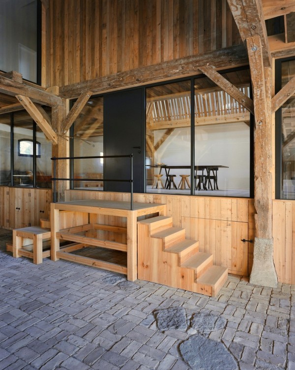 Old Barn In Germany Gets Converted Into A Beautiful House (16 pics)