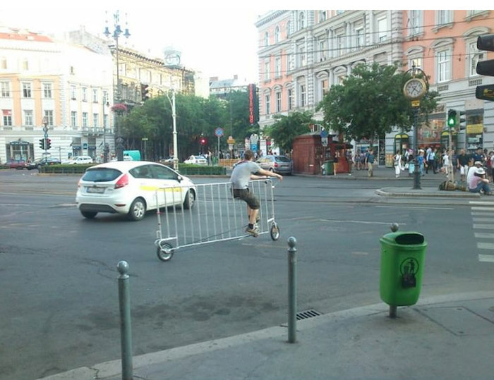 How To Spot A Hipster In Public (25 pics)