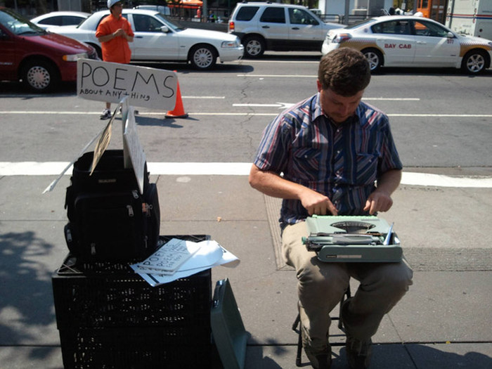 How To Spot A Hipster In Public (25 pics)
