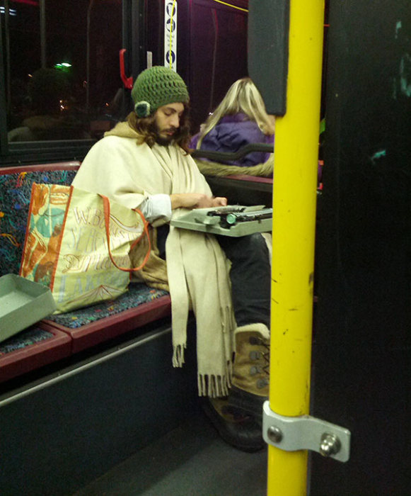 How To Spot A Hipster In Public (25 pics)