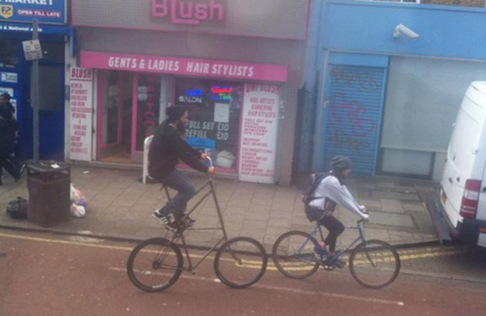 How To Spot A Hipster In Public (25 pics)