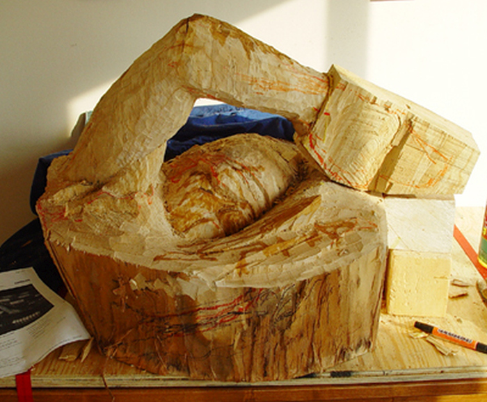 A Sculptor Turned This Tree Trunk Into Something Truly Amazing (16 pics)