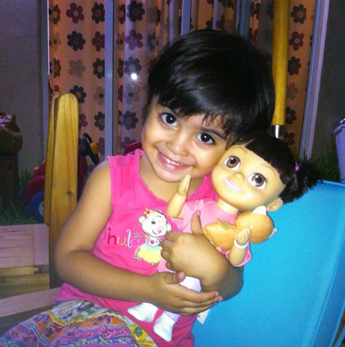 Children Who Look Shockingly Similar To Their Toy Dolls (34 pics)