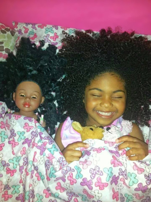 Children Who Look Shockingly Similar To Their Toy Dolls (34 pics)