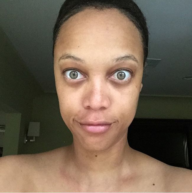 Tyra Banks Shows Off The Real Her By Wearing No Makeup (2 pics)