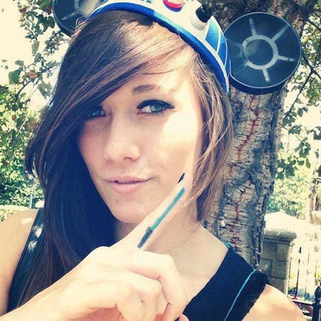 These Nerdy Fangirls Aren't Afraid To Show Their Sexy Side (38 pics)
