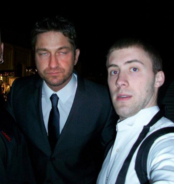 Awesome And Awkward Encounters With Celebrities Caught On Camera (22 pics)
