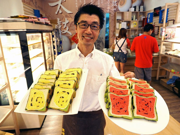 Taiwan Invents Bread That Looks Like Watermelon And Tastes Delicious (7 pics)