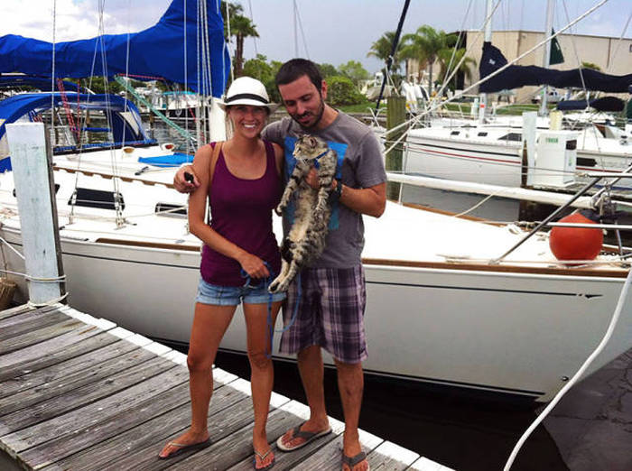 This Couple Quit Their Jobs To Sail The World Together (24 pics)