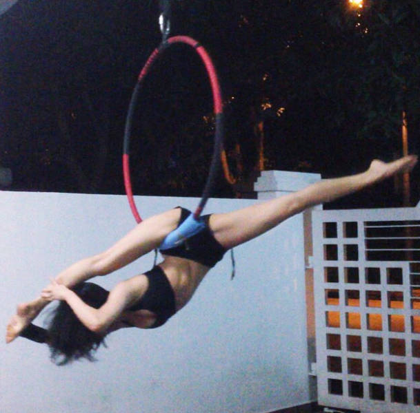 Caitlin Mayhap Is An Aerialist With Serious Skills (17 pics)