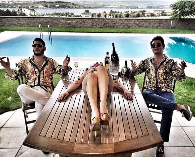 Rich Kids from Turkey (25 pics)