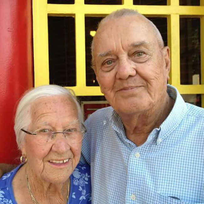 California Couple That Had Been Married For 75 Years Died In Each Other's Arms (7 pics)