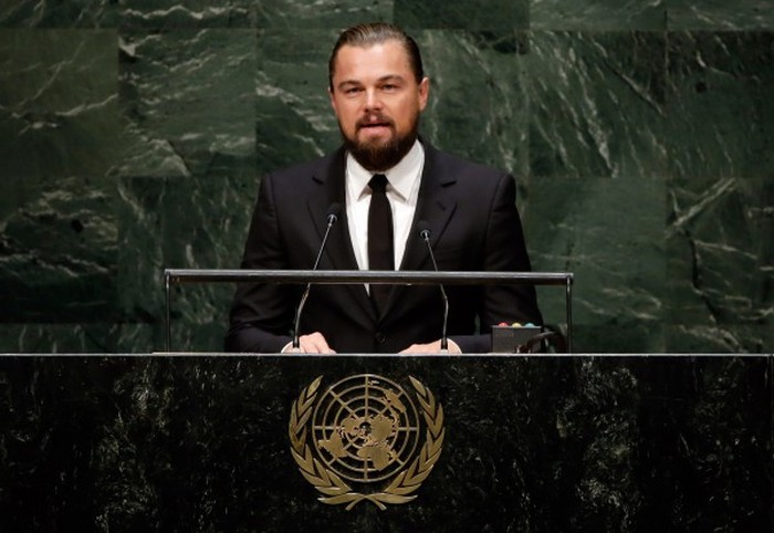 A Look Back At Leonardo DiCaprio's Career Through The Years (20 pics)