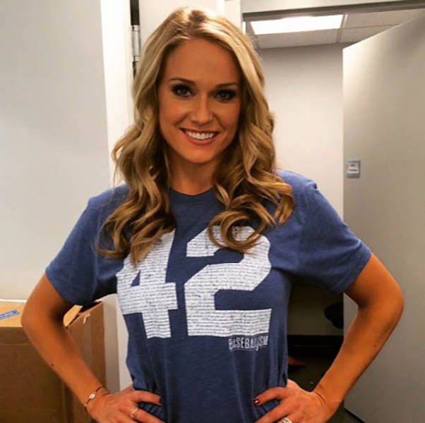 Say Hello To The Hottest Sportscasters In The USA (59 pics)