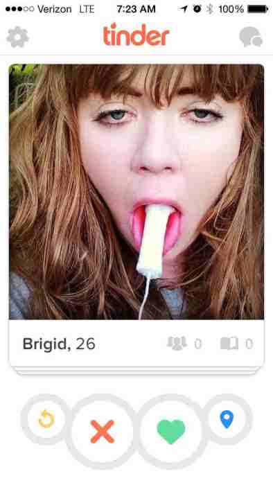 Tinder Profiles That Will Make Your Jaw Drop (27 pics)