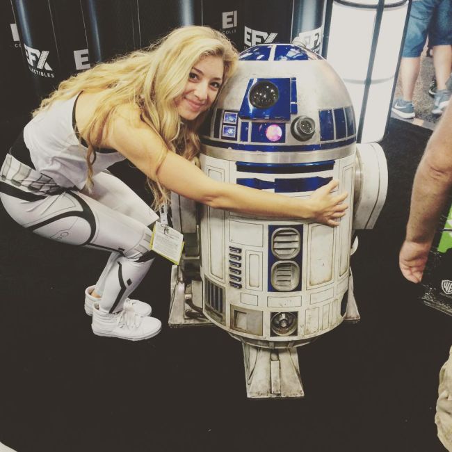 All The Best Pictures From Comic Con 2015 (28 pics)