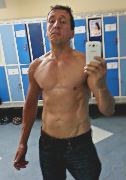 This Man Made An Epic Transformation In Just One Year (2 pics)