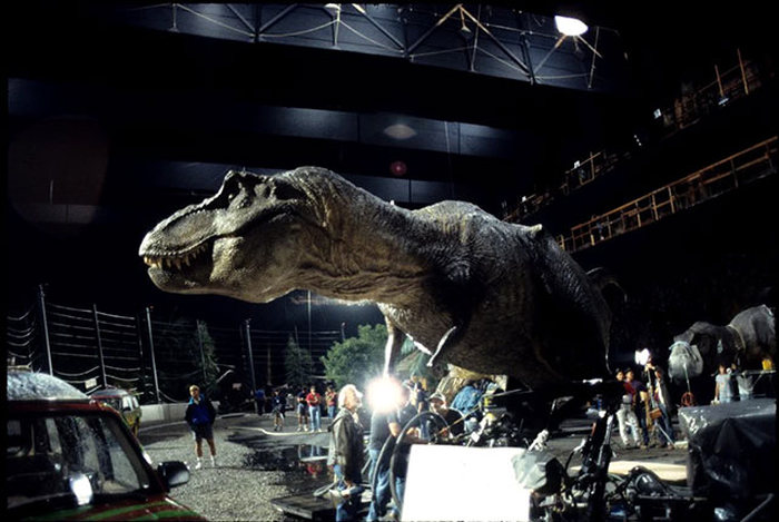 See How Famous Movies Were Made In These Candid Behind The Scenes Pictures (30 pics) See How Famous Movies Were Made In These Candid Behind The Scenes Pictures (30 pics)
