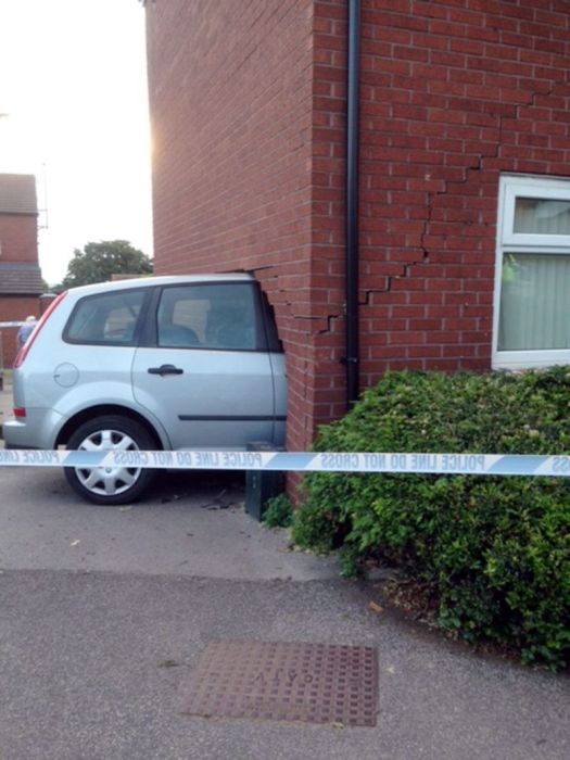 Drunk Driver Crashes Car Into 82 Year Old Woman's House (12 pics)