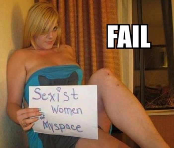 Dumb Blondes That Totally Live Up To The Stereotype (17 pics)