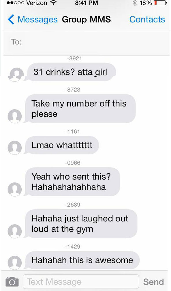 Guy Sends Group Message To 32 Tinder Girls And It Goes Horribly Wrong (17 pics)