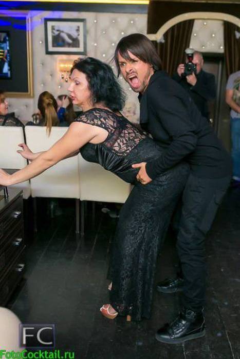 You Just Never Know What You'll See In A Russian Club (60 pics)