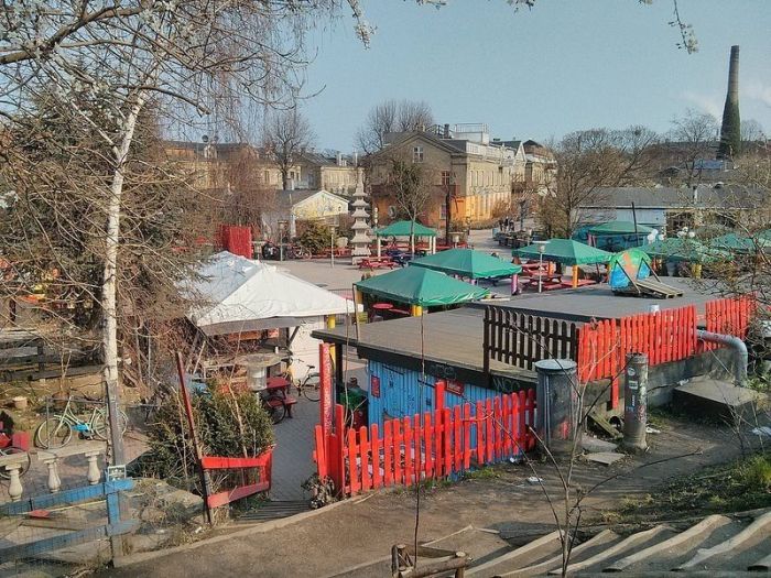 What Like Looks Like In Freetown Christiania (12 pics)