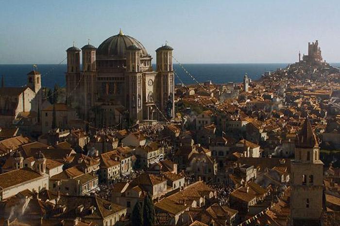 This Is How Much Game Of Thrones Properties Would Cost In Real Life (10 pics)