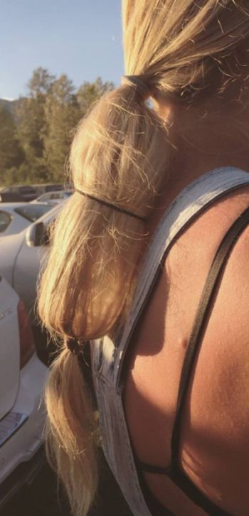 How To Sneak Vodka Into Absolutely Anywhere (2 pics)