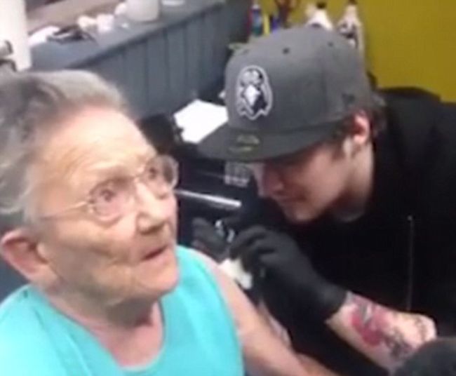 79 Year Old Woman Sneaks Out Of Her Care Home To Get A Tattoo (3 pics)