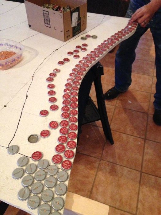 Artist Turns Thousands Of Beer Bottle Caps Into Something Truly Amazing (13 pics)