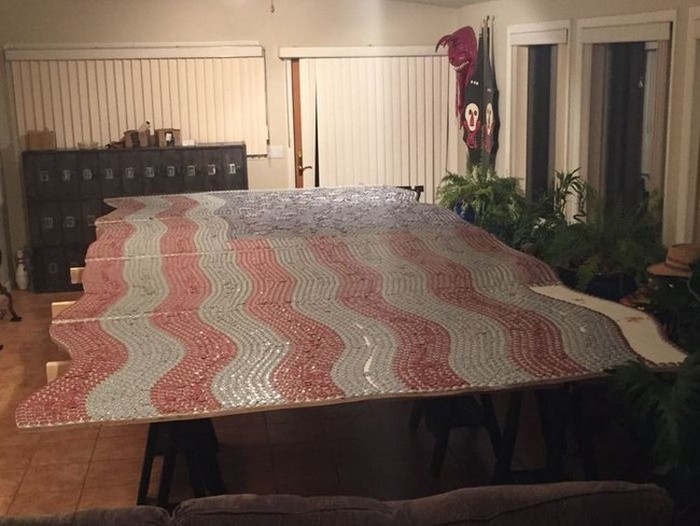 Artist Turns Thousands Of Beer Bottle Caps Into Something Truly Amazing (13 pics)