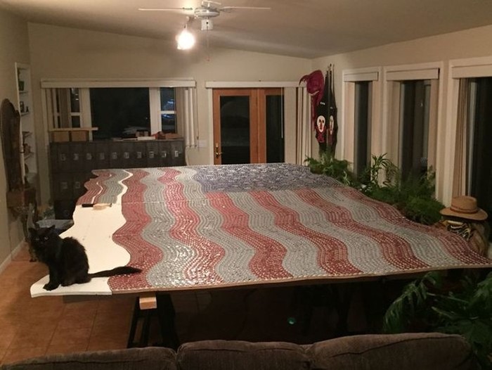 Artist Turns Thousands Of Beer Bottle Caps Into Something Truly Amazing (13 pics)